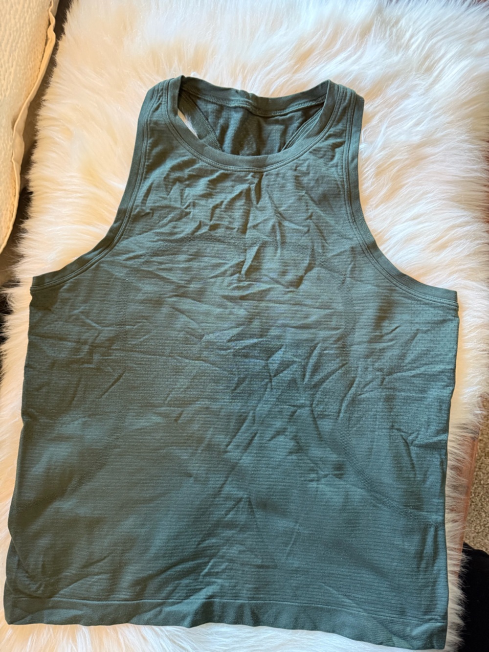 Lululemon high neck run swiftly tank size 8